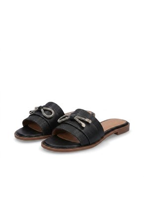 Sandalia Plana Para Mujer V720-Z84 NEGRO ZAVATTY