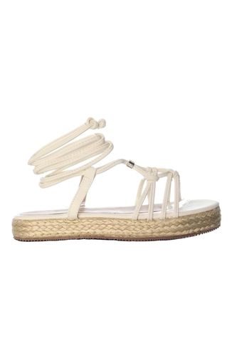 Sandalia Plana Para Mujer M72-Z471 TALCO ZAVATTY Zavatty