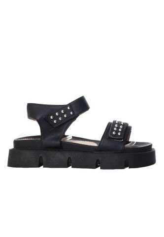 Sandalia Plana Para Mujer M20-Z499 NEGRO ZAVATTY Zavatty
