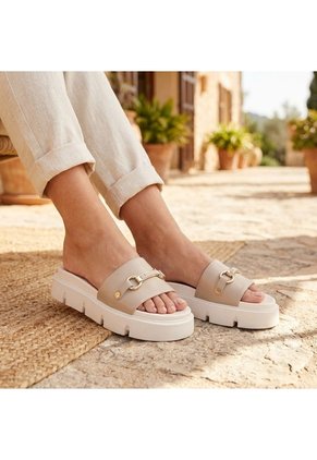 Sandalia Plana Para Mujer H-MAIRA CREMA ZAVATTY