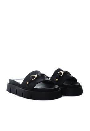 Sandalia Plana Para Mujer H-MAIRA CREMA ZAVATTY