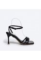 Sandalia Tacon Para Mujer 7701-Z471 NEGRO CHAROL ZAVATTY de Zavatty