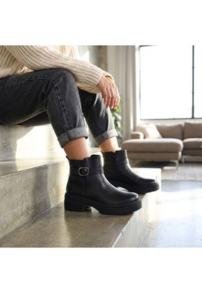 Botin Para Mujer 2666-Z22 NEGRO ZAVATTY