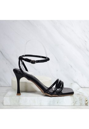 Sandalia Tacon Para Mujer 7701-Z471 NEGRO CHAROL ZAVATTY