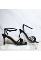 Sandalia Tacon Para Mujer 7701-Z471 NEGRO CHAROL ZAVATTY de Zavatty